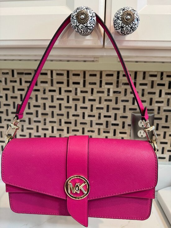 Michael Kors Handbags - Michael Kors pink handbag